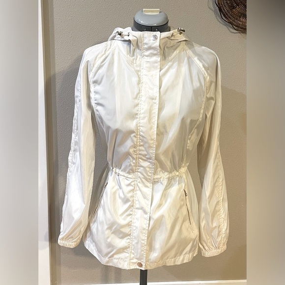 Ci Sono Jacket Size Medium Ivory Windbreaker Drawstring Waist 100% Polyester - Picture 1 of 10